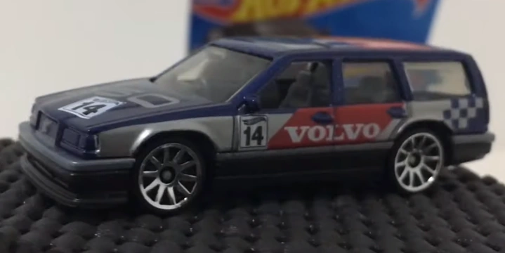 Volvo 850 Estate (2nd Color)