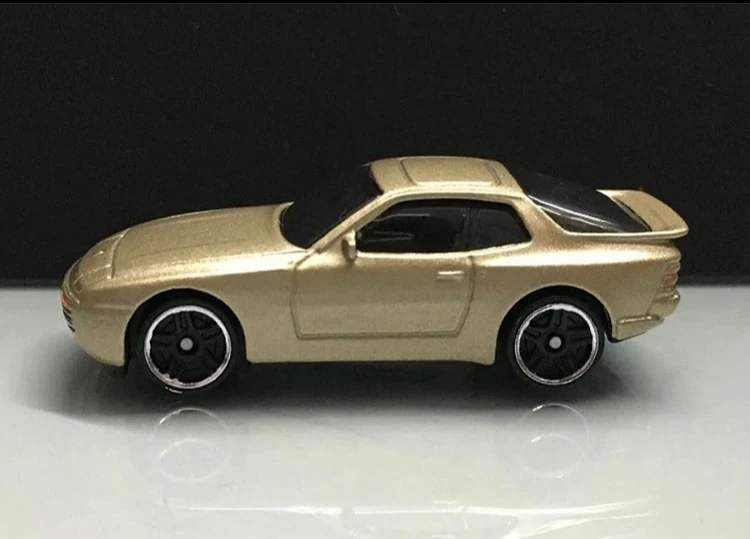'89 Porsche 944 Turbo (2nd Color)