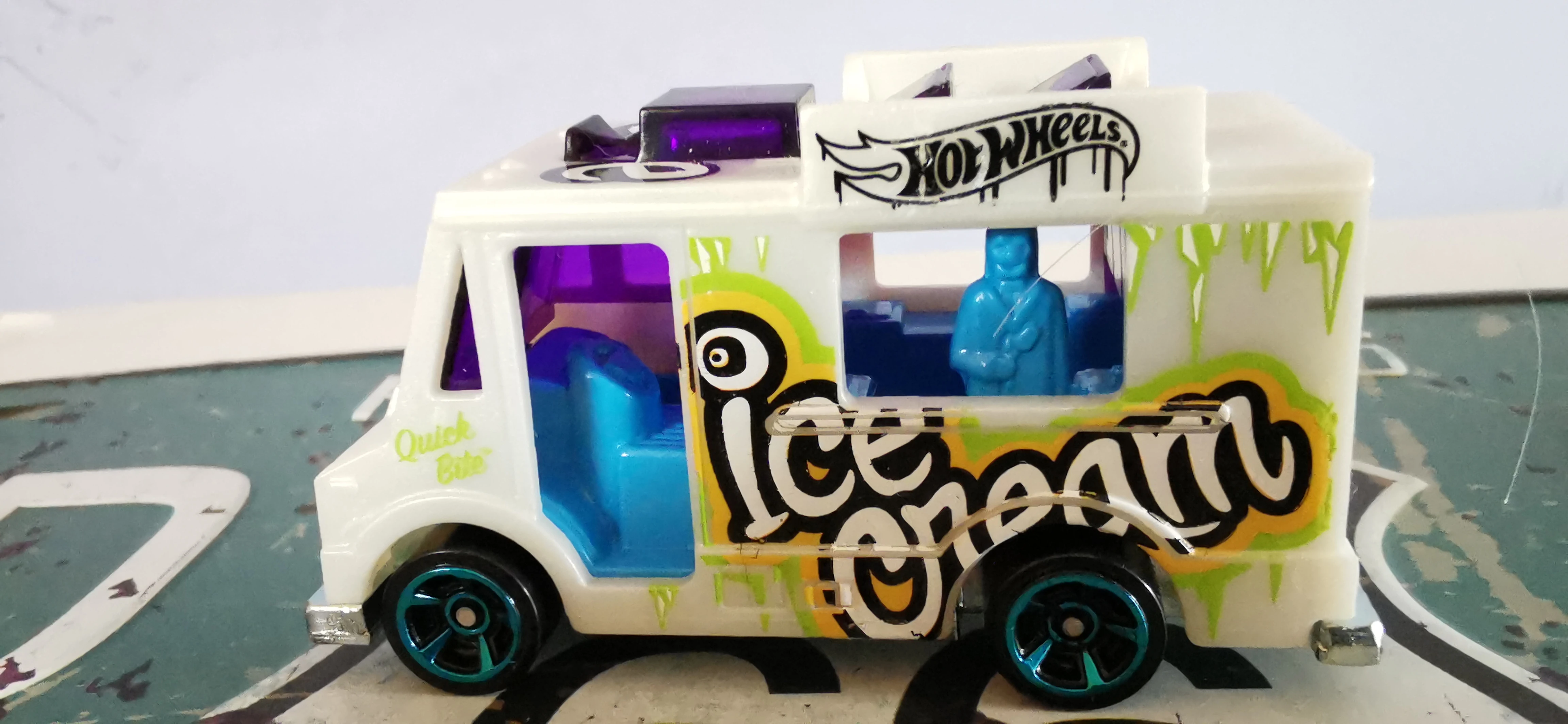 Quick Bite (2nd Color)