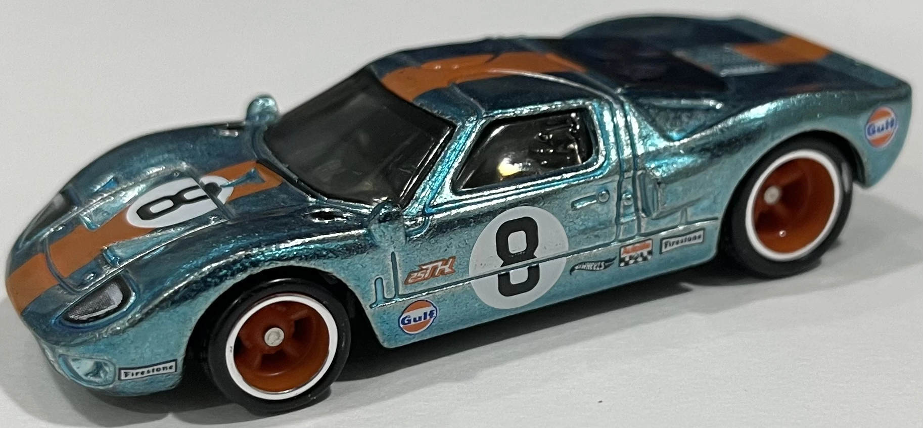Ford GT-40