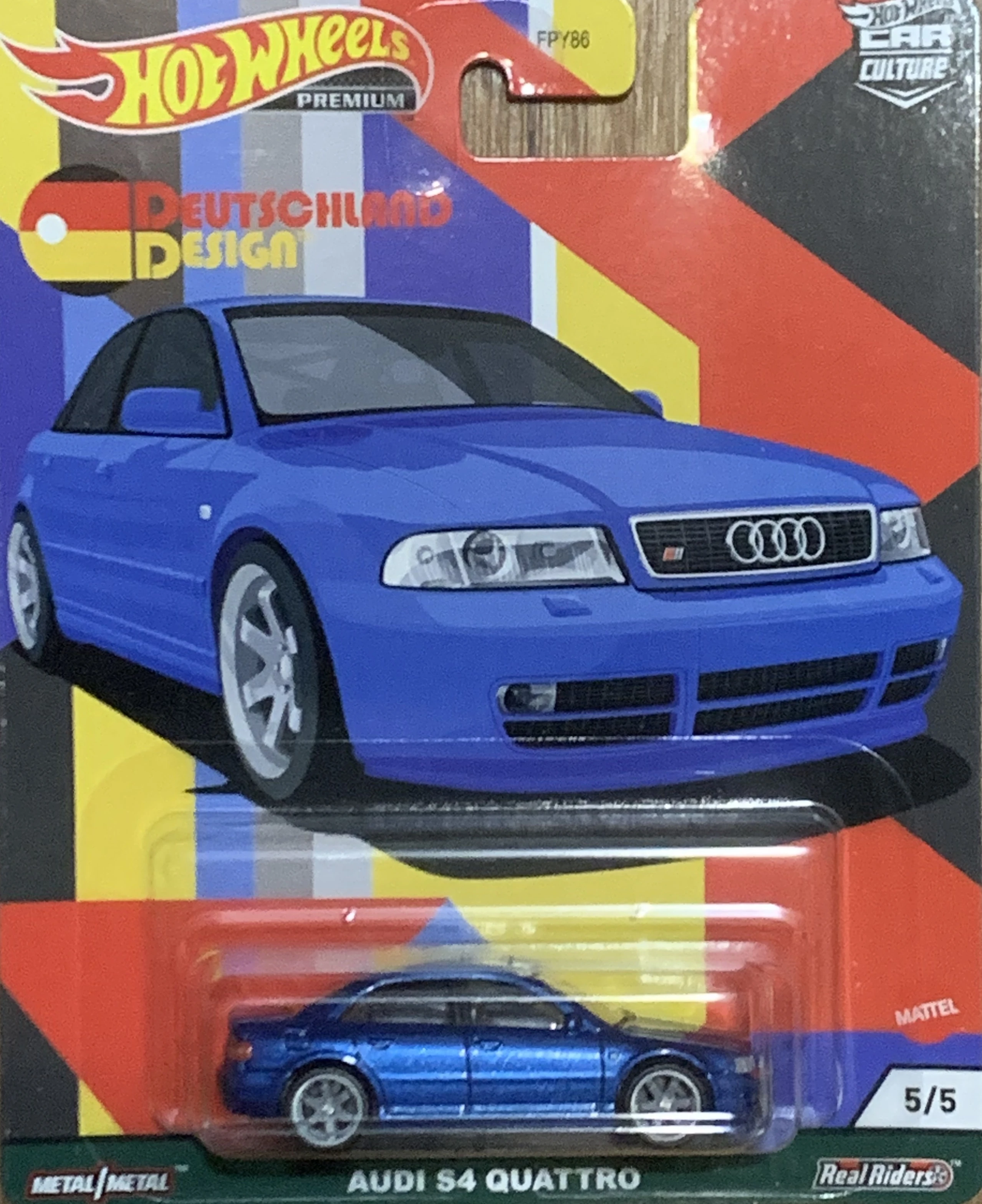 Audi S4 quattro