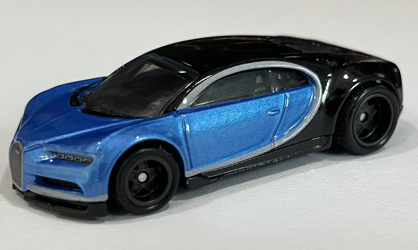 '16 Bugatti Chiron