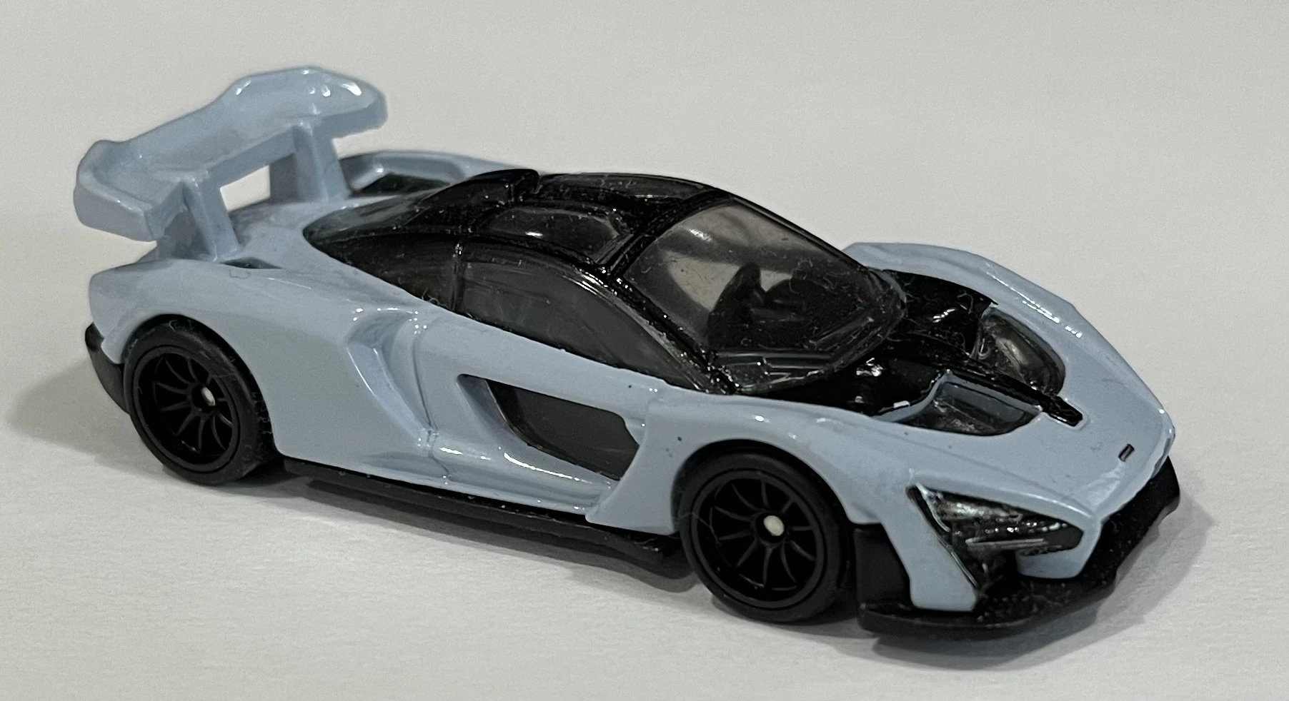 McLaren Senna