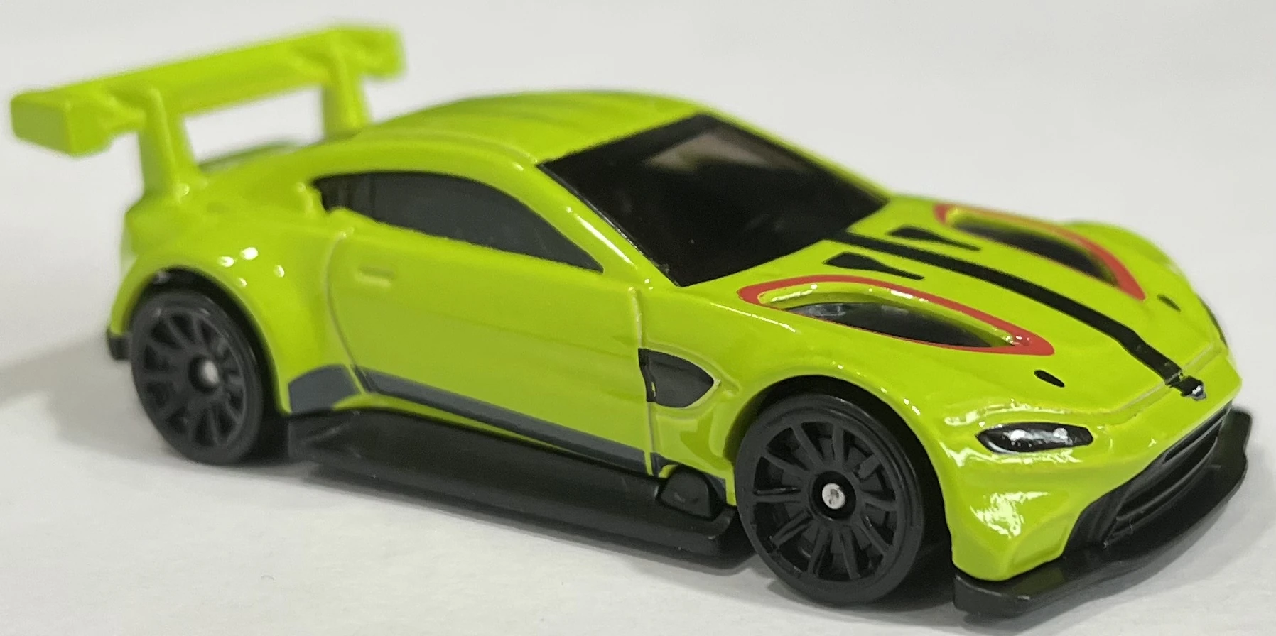 Aston Martin Vantage GTE