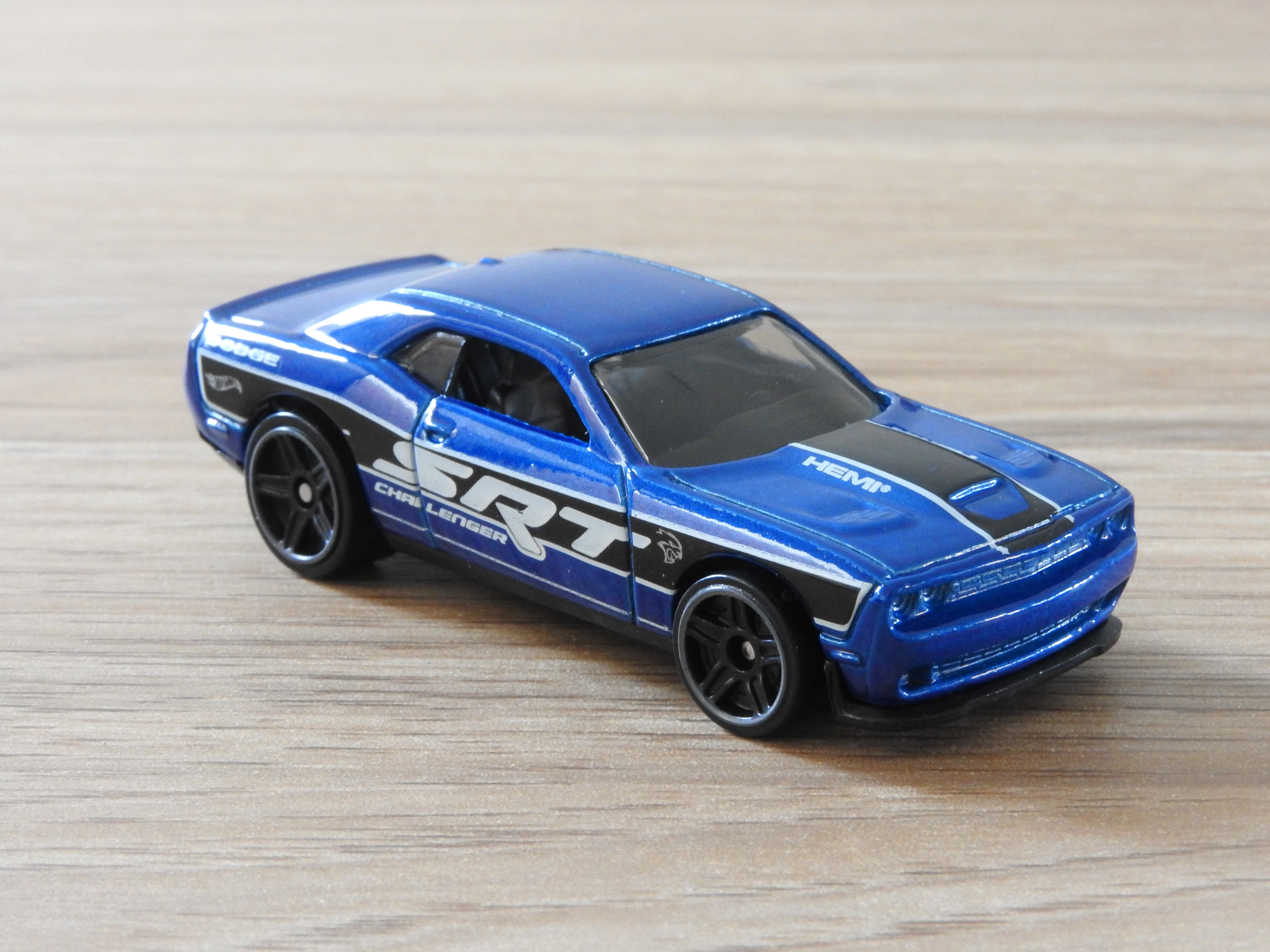 '15 Dodge Challenger SRT