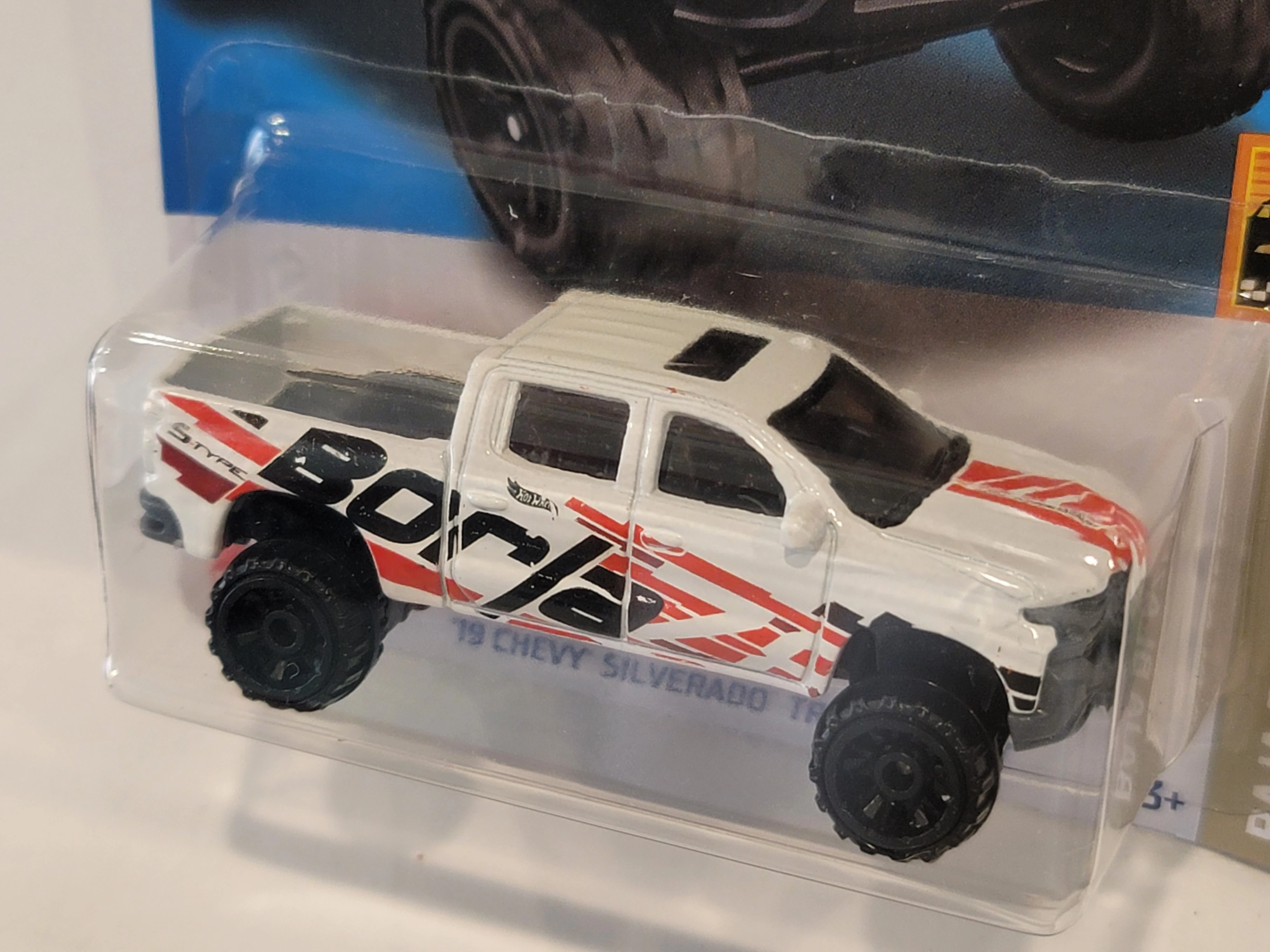 '19 Chevy Silverado Trail Boss LT (2nd Color)