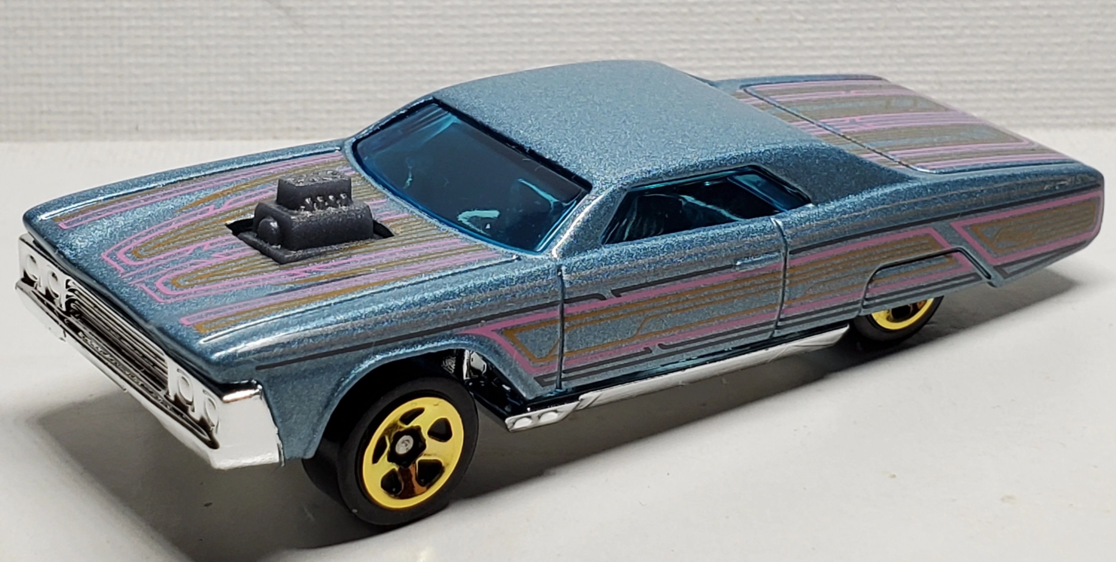 Layin' Lowrider (2nd Color)