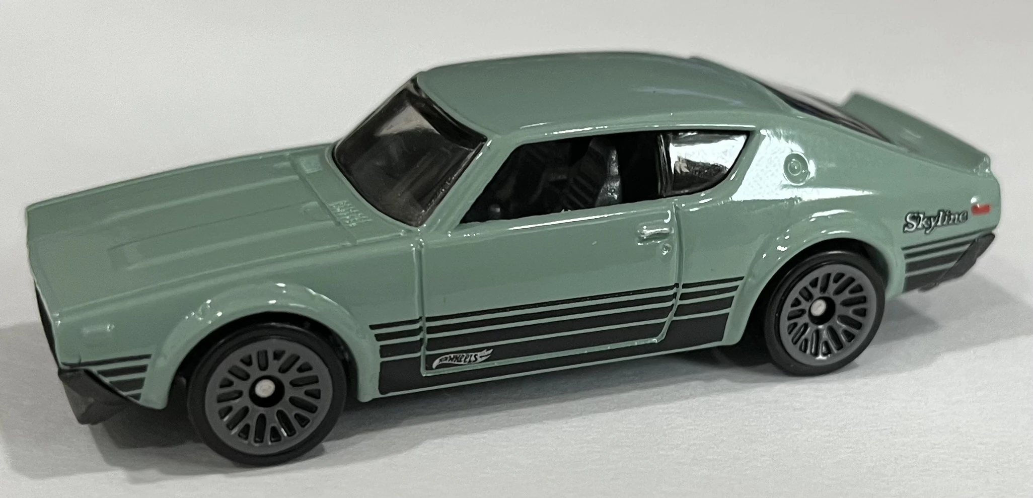 Nissan Skyline 2000 GT-R (3rd Color)