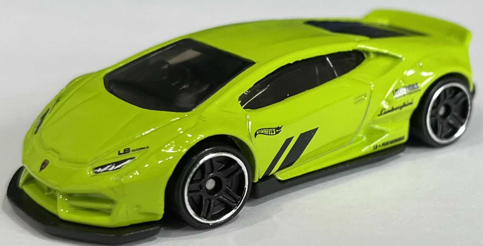 LB-WORKS Lamborghini Huracán Coupé (2nd Color)