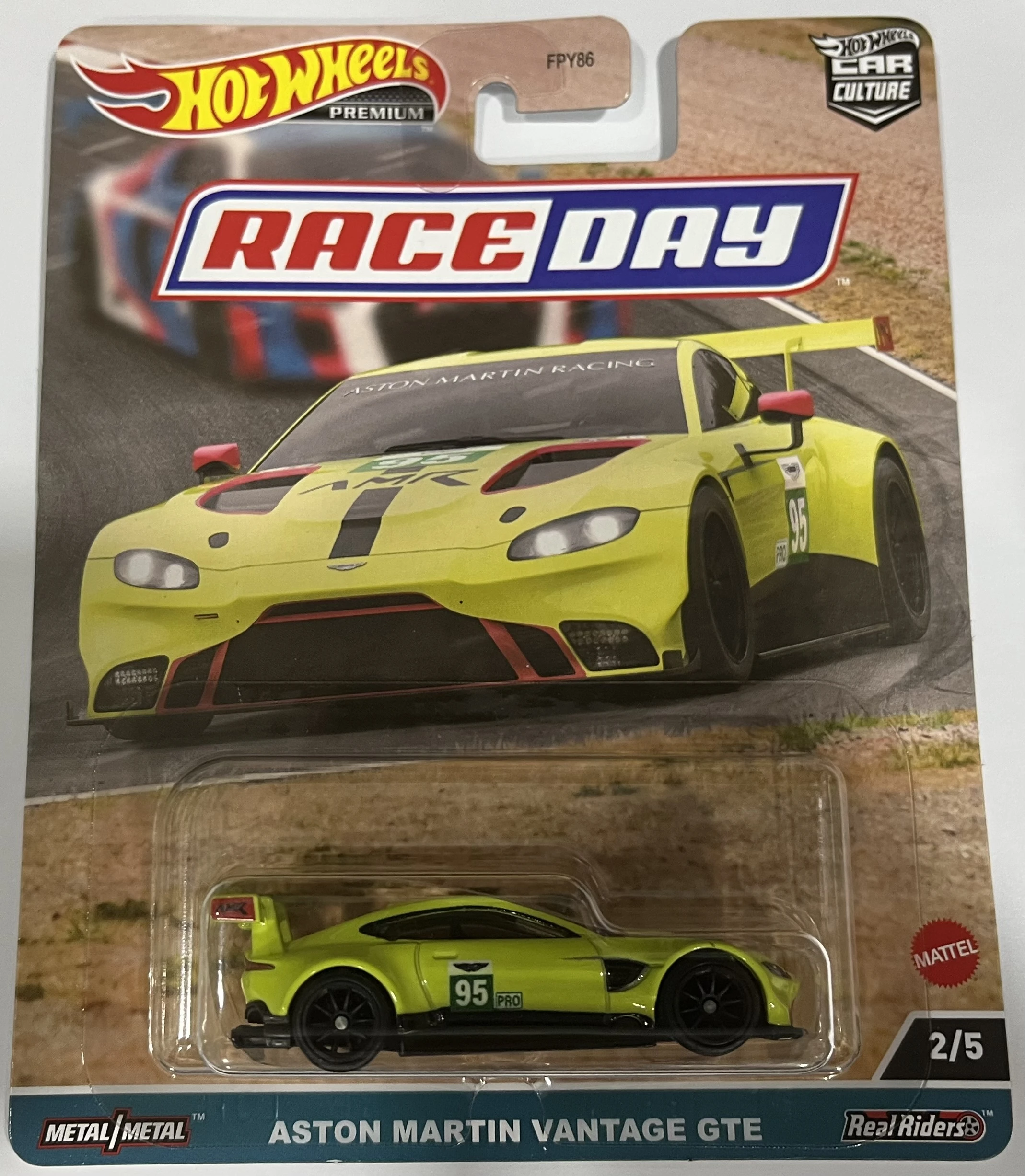 Aston Martin Vantage GTE