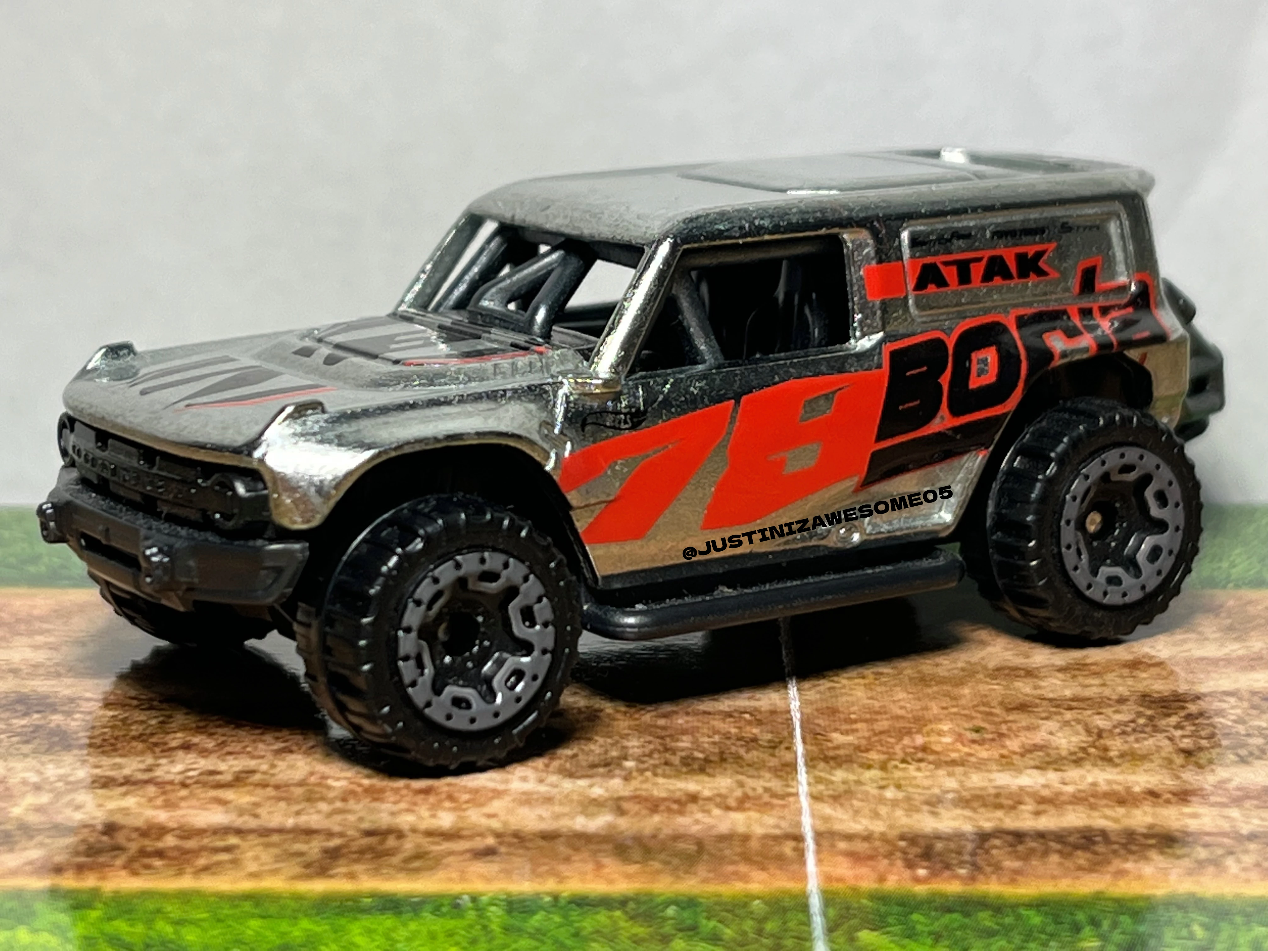 Ford Bronco R (2nd Color - Zamac)