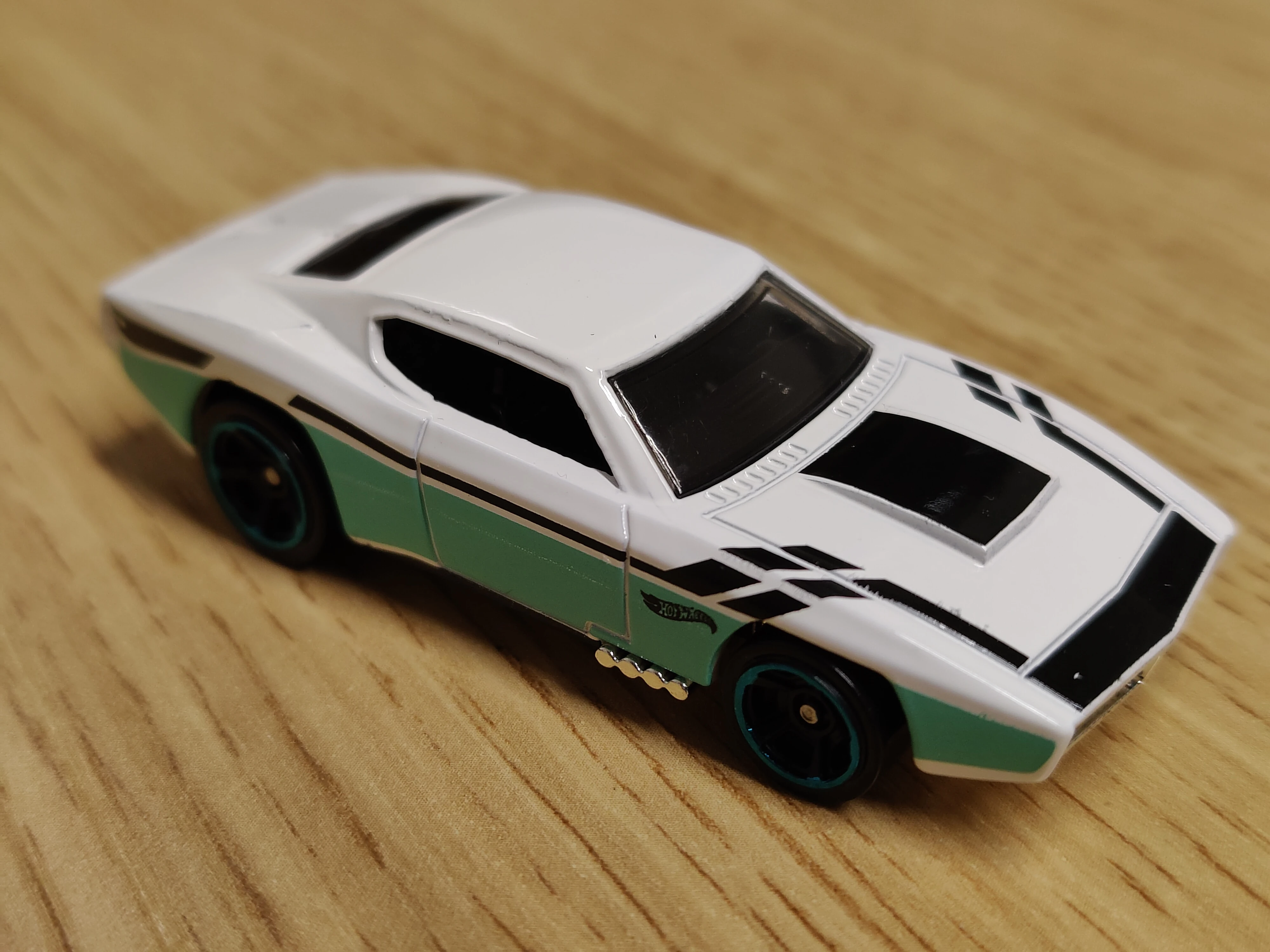 Custom Otto (3rd Color)