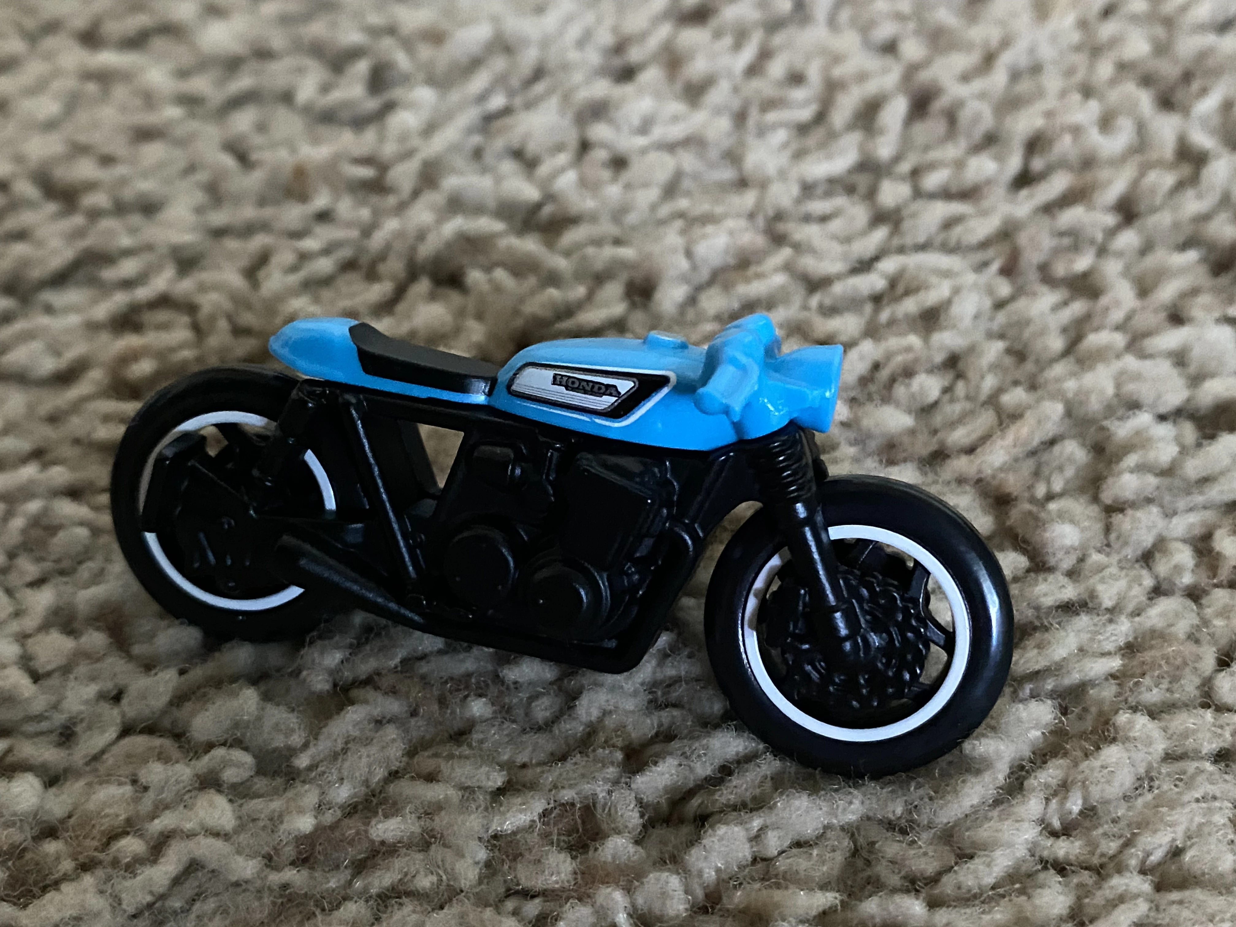 Honda CB750 Café (2nd Color)