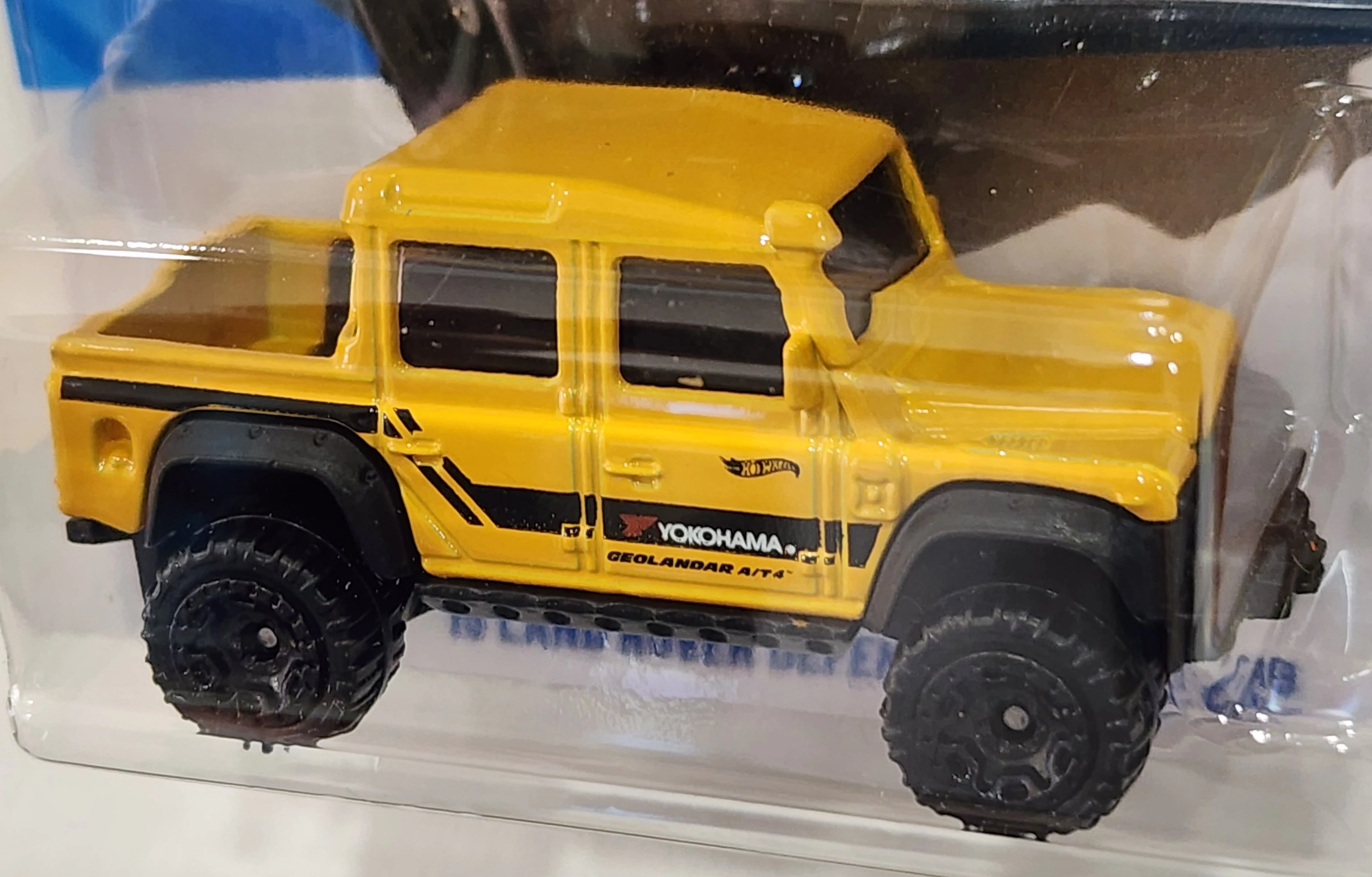 '15 Land Rover Defender Double Cab (3rd Color)