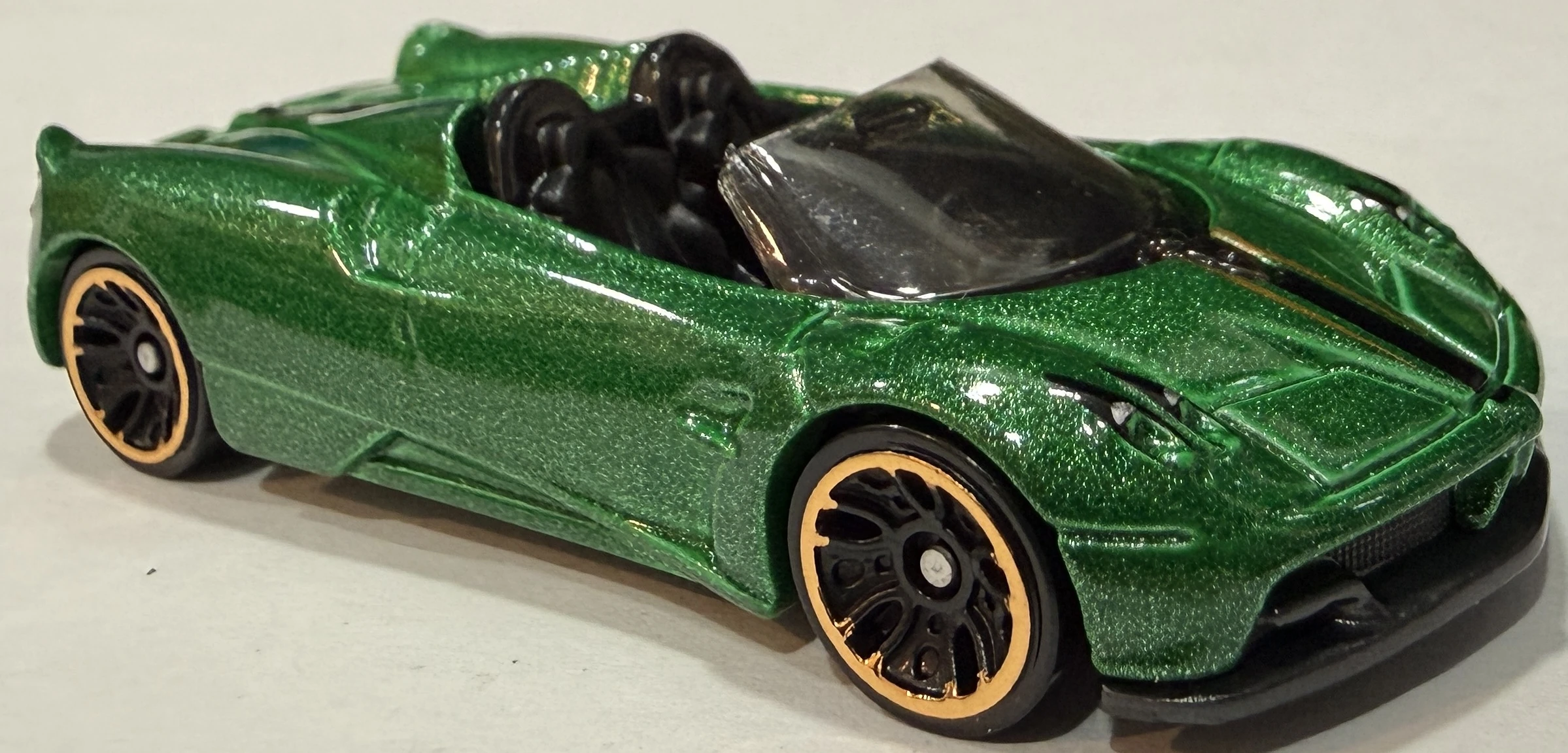 '17 Pagani Huayra Roadster