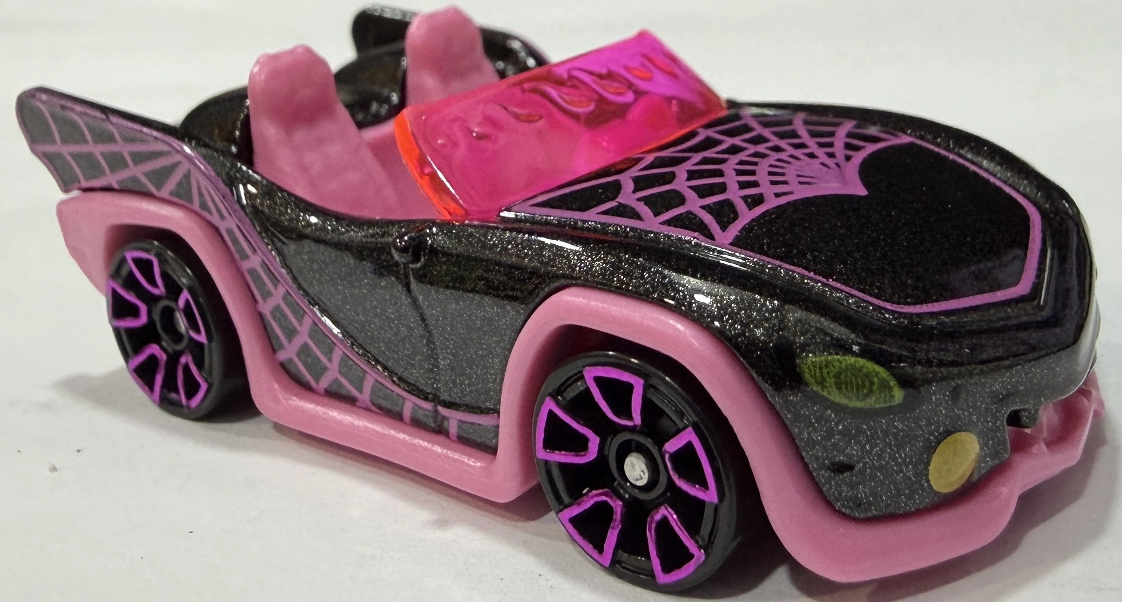 Monster High Ghoul Mobile (2nd Color)
