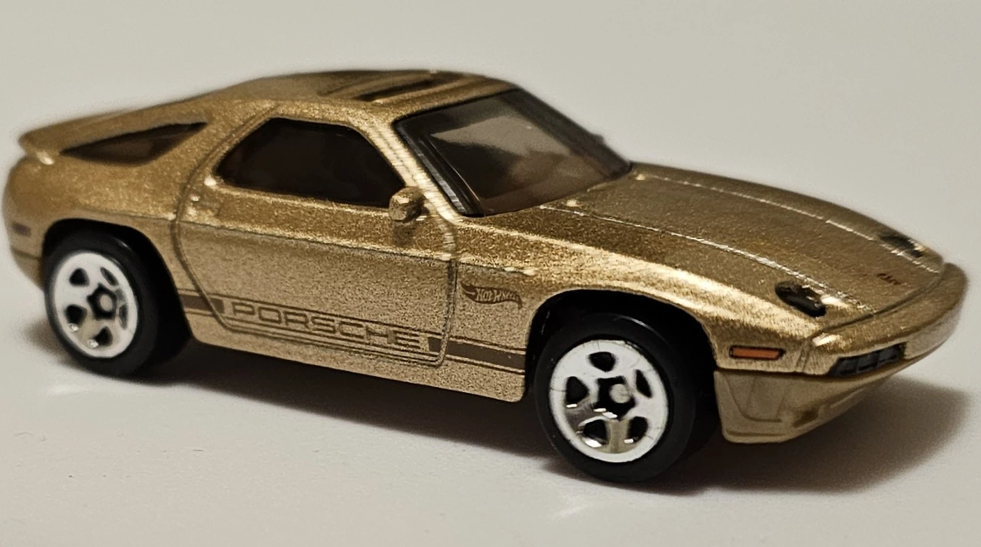 1983 Porsche 928S (2nd Color)