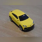 '17 Lamborghini Urus