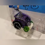 Wheelie Chair (2nd Color)