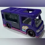 Barbie Dream Camper (2nd Color)